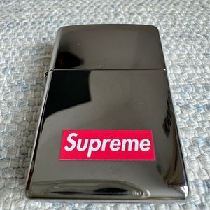 Supreme red/white chrome Zippo lighter